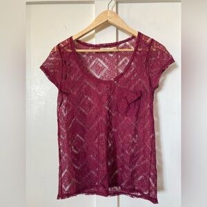 Kimchi blue Small burgundy lace blouse